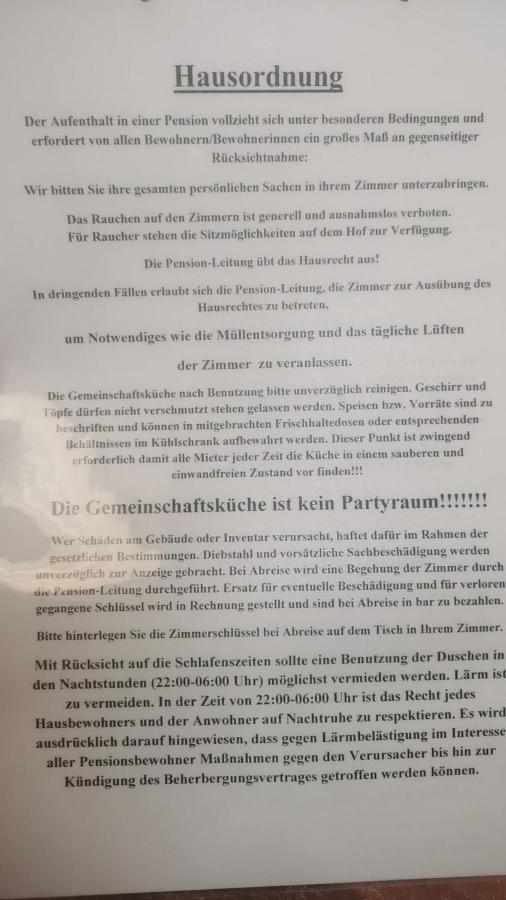 Zimmervermietung Schoenfliesser Stuben Auch Fuer Monteure Eisenhüttenstadt エクステリア 写真