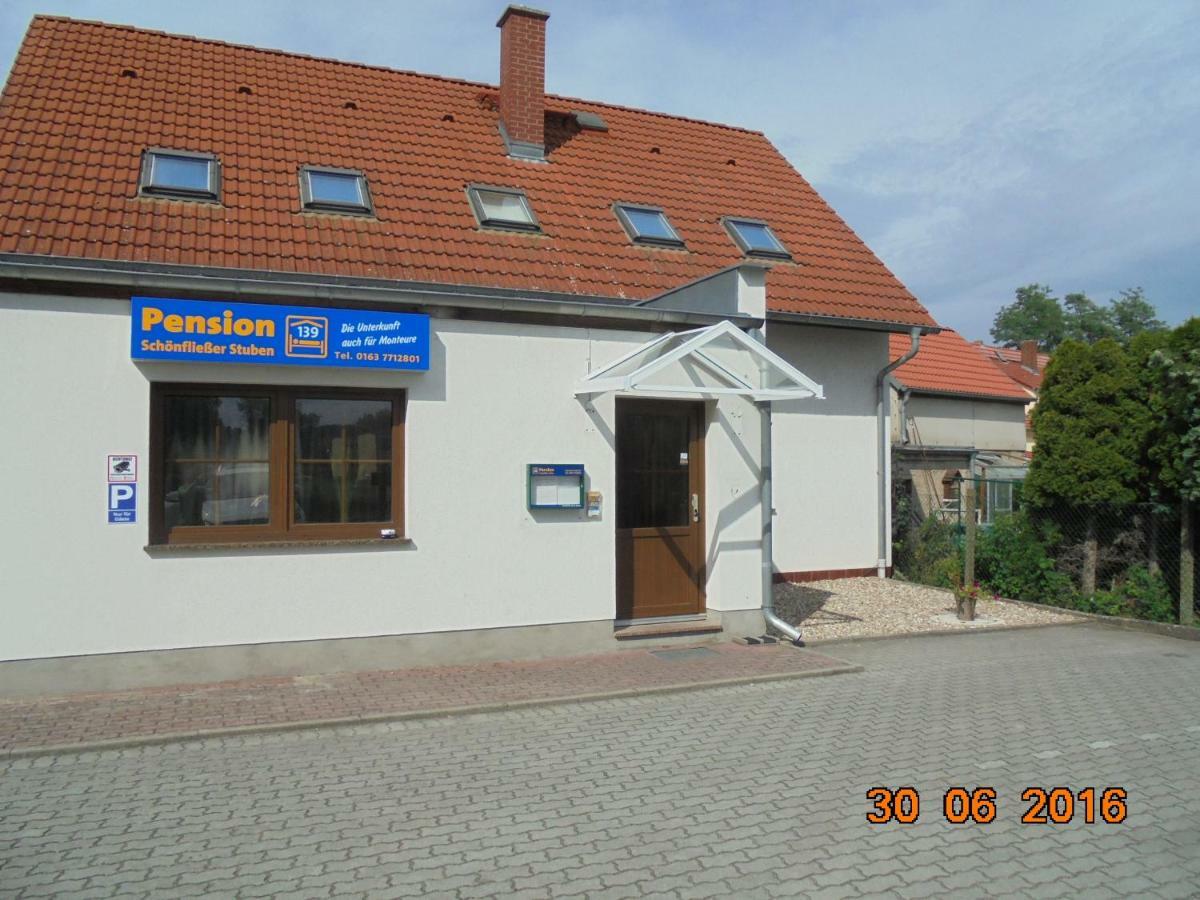 Zimmervermietung Schoenfliesser Stuben Auch Fuer Monteure Eisenhüttenstadt エクステリア 写真